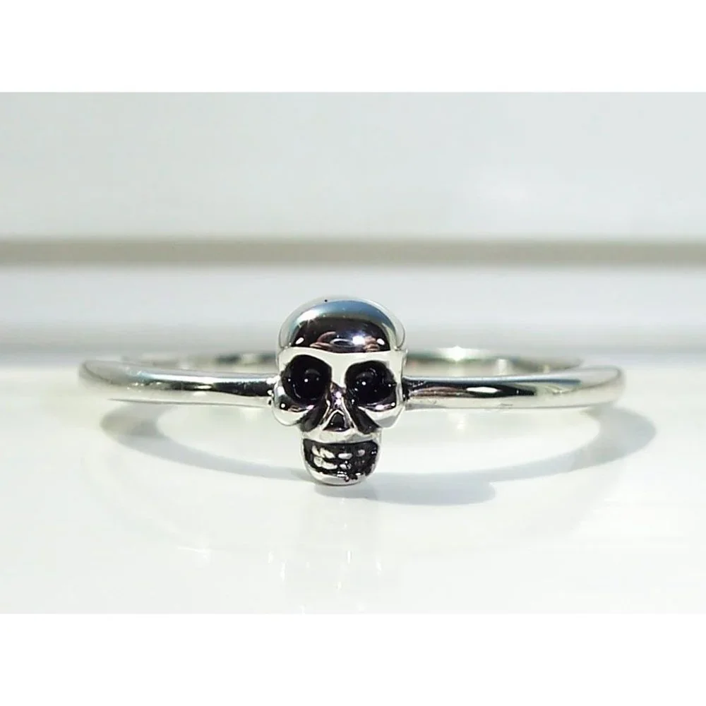 925 STERLING SILVER Dainty Phantom Skull Ring Goth Punk - Picture 1 of 14